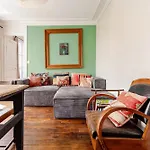 Confortable A De 50 M² Διαμέρισμα
